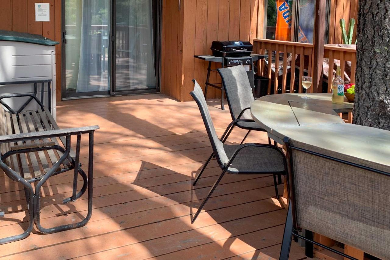 Forested Ruidoso Condo With Deck And Fireplace! Ngoại thất bức ảnh